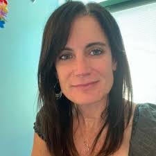 Sarah Grinstead's Instagram, Twitter & Facebook