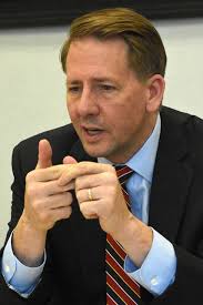 Mike DeWine, Richard Cordray