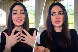 The no strings attached star, 43, revealed that he had a ticket for virgin galatic's next flight, but kunis, 37, convinced him to sell it back to the company. Mila Kunis Fuhlt Sich Wie Eine Schreckliche Mutter Die Wahrend Der Covid 19 Pandemie Arbeiten Mochte Nach Welt