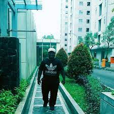 Mereka telah meninggalkan aku, sumber air hidup, dan menggali kolam untuk diri mereka sendiri, kolam yang rusak. Pdt Robby Marini M Th Pancaran Air Hidup Mp3 By Yance Deda