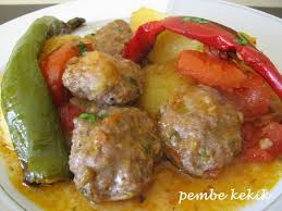pembe kekik firinda kofte patates tarifi yemek tarifleri yemek ascilik
