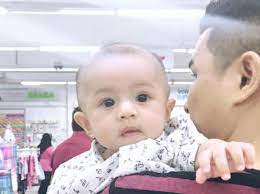 Bayi berusia lima bulan yang ditemukan mati dalam di ruang sejuk beku di rumah. Mother Of M Sian Infant Found In Babysitter S Freezer Shares Heart Wrenching Post Today
