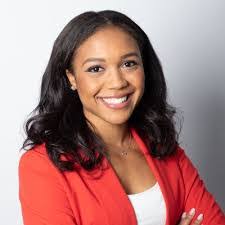 Mary Celis's Instagram, Twitter & Facebook