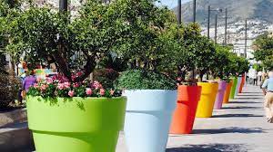 Garden Design Leigh On Sea Garden Landscaper Southend Essex Urban Garden Design Garden Design Colorful Flower Pot