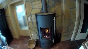 Der tolimaaqua ii compact kaminofen ist die synthese aus innovation, ökologie und ökonomie: Olsberg Tolima Aqua Compact Wasserfuhrend Youtube