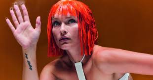 De Dracula à Morticia Addams : saurez-vous reconnaître ces actrices et  acteurs métamorphosés en personnages cultes ?