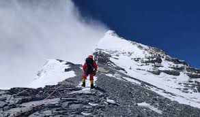Nombre total de personnes qui sont nées sur la terre. Voici Pourquoi L Altitude De L Everest Devrait Bientot Changer