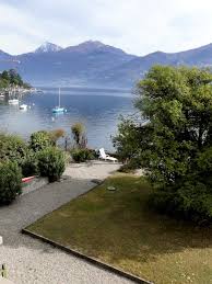 Attraktive eigentumswohnungen in zell am see in jeder preisklasse. Renovierte Top Wohnung Unmittelbar Am Seeufer Mit Bootsplatz In Menaggio Am Comer See Immobiliare Angelika Sauer