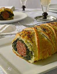 Dalle 08:00 alle 18:00 per la somministrazione e fino alle 19:30 per la vendita di pane e prodotti da forno. Cotechino Con Spinaci In Crosta