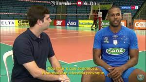 Confira tudo que você precisa saber sobre jogador de vôlei. Leal Explica Os Gestos Obscenos Youtube