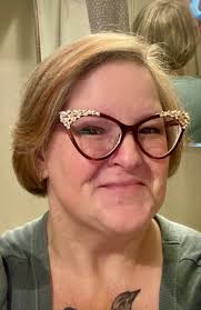 Introduction to the Dull Women's Club and art supply collecting hobby