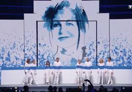 Culled from a series of seven shows. Les Enfoires 2019 L Hommage A Maurane Le Moment Le Plus Poignant De La Soiree Elle