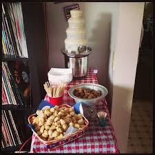Biscuits And Gravy Fountain Meme Breakfast Party A Biscuits And Gravy Fountain They Served It With Tater Tots Too But You Could Do Chicken Fri Biscuits And Gravy Chocolate Fountains Gravy