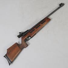 The subject of the auction is a complete absolute tuning for the slavia 630, 77, air rifle. Luftgewehr Slavia 630 4 5 Mm Waffen Militaria Pistolen Gewehre Auctionet