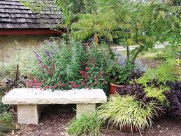 The best cottage gardens look like they planted themselves. Create The Cottage Look Chicago Botanic Garden