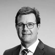 Olga Pla's Instagram, Twitter & Facebook