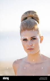 Charlotte Kramer's Instagram, Twitter & Facebook