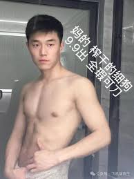 中国版宏翔：网红双人解读- 白袜体育生白袜体育生