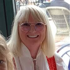 Är glad att kunna meddela att jag har en ny tjänst på Studio Stockholm  Arkitektur. Så kul och inspirerande att få vara en del av detta team! Är  tacksam för förtroendet och