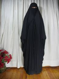 Just wearing hijab doesn't hijab doesn't mran piety but we expect more piety from who wears chador than other because chador is a symbol of piety, in current situation women that just use scarf & abaya is a little becomes accepted even by western culture but who wears chador by her choice is more pious than other from what i see in dream of. Veiling And Modest Dressing Islamic Clothing Muslim Fashion Islamic Clothing Abayas
