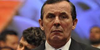 Poliţiştii suceveni au fost sesizaţi, luni, de preşedintele colegiului medicilor dentişti (cmd) suceava, dr. Doctorul Gabriel Gospodaru ExplicÄ De Ce Sunt AÈa De PuÈine Cabinete Stomatologice Care AsigurÄ UrgenÈele In JudeÈ Suceava News Online