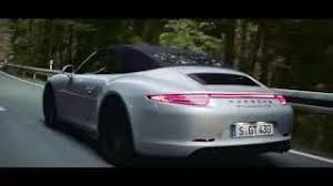 Das fahrzeug ist mit ledersitzen ausgestattet, was dem veganen lebensstil widerspricht. All That Matters Attila Hildmann Meets The New 911 Carrera Gts Youtube