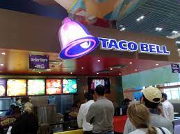 Crispy chicken soft taco كرسبى تشيكن سوفت تاكو. ÙÙŠ Ù…ÙˆÙ„ Ø¯Ø¨ÙŠ ØªØ§ÙƒÙˆ Ø¨Ù„ Taco Bell Ù‚ÙŠÙ…