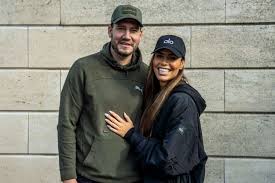Philine roepstorff spopola su instagram: Bendtner Og Philine Pa Flugt Med Fodlaenker I Nyt Realityprogram Herning Folkeblad