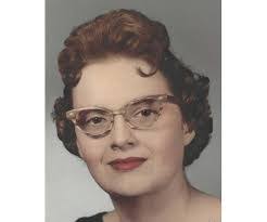 Janet Nickel's Instagram, Twitter & Facebook