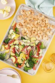One Sheet Pan Shrimp And Vegetable Dinner Weelicious Recipe In 2020 Shrimp And Vegetables Vegetable Recipes Dinner Vegetable Dinners
