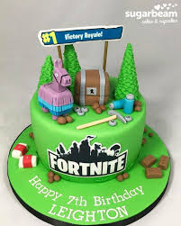 Another Fantastic Fortnite Cake Fortnite Fortnitecake Ps4cake Xboxcake Gamecake Gamerscake Kidsca 10 Birthday Cake 13 Birthday Cake Birthday Cake Kids