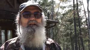 Si Robertson commercial outtakes draw scores of viewers