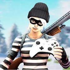 Fortnite Skins Holding Xbox Controller Google Search Xbox Controller Xbox Gamer Pics