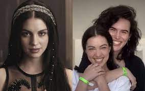 She first gained recognition for her roles as lolly allen in the soap opera neigh. Reign Actress Adelaide Kane Introduces Girlfriend In New Social Media Post