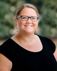 Cassandra Blank's Instagram, Twitter & Facebook