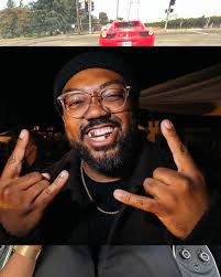 Y'all good? I'm good 😊 Over the last couple of months, I've been grinding  and traveling the world. As I enter this new chapter of life, my intention  for the year is