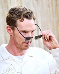 Benedict Cumberbatch lovebot