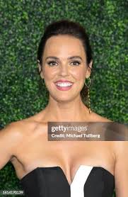 928 Erin Cahill Photos & High Res Pictures