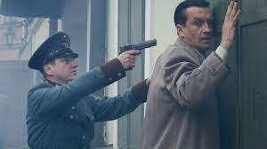 He is an actor and director, known for lyhyt elokuva rakkaudesta (1988), schindlerin lista (1993) and sztos (1997). Filmpolski Pl Wojenne Dziewczyny