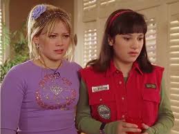We Hope Lizzie Mcguire Is Still An Outfit Repeater Because We Want To See These Looks Again Rue Now