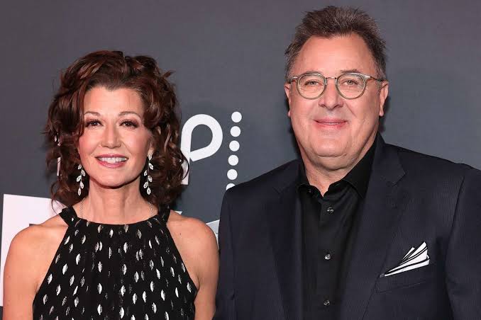 How Vince Gill encouraged wife Amy Grant after her traumatic brain injury