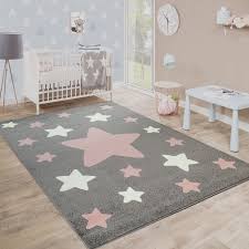 Zum einen sind die farben und motive auf die bedürfnisse der kleinen abgestimmt. Teppich Kinderzimmer Kinderteppich Grosse Und Kleine Sterne In Grau Rosa Kaufen Bei Diva Teppich Center