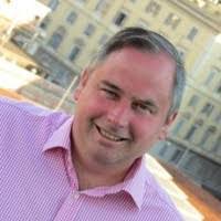 Lee Sheldrake's Instagram, Twitter & Facebook