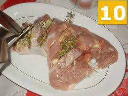 Aggiungere le patate, il rosmarino, il sale, il pepe e il vino. Coscia Di Tacchino Al Forno Ricette Tacchino Coscia Di Tacchino Ricetta