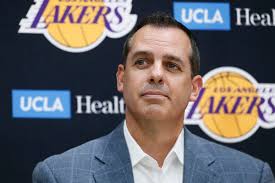 Zechariah Scott (@ScottZechariah)