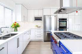 Touches of brass create the effect of subtle jewellery in the room. Inspiring Contemporary Luxury Custom Kitchen Designs Idesignarch Interior Design Architecture Interior Decorating Emagazine