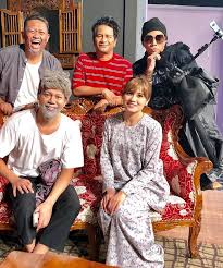 Sepahtu reunion 2021 live episod, tonton sepahtu reunion kepala bergetar online download, sepahtu reunion 2021 dfm2u, layanjer layan drama. Video Tak Keruan Diva Aa Terjah Program Sepahtu Muka Jep Pucat Habis Erin Sakura