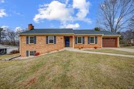 103 Amaya Dr, Lynchburg, VA 24503