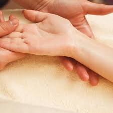 Cara baca arti tarot : 3 Aplikasi Yang Bisa Membaca Garis Tangan Tak Perlu Ribet Hot Liputan6 Com