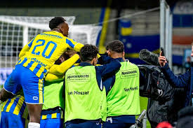 Lost in last 12 eredivisie's games. Rkc Doet Met Fraaie Treffer Uitstekende Zaken In Degradatiekraker Tegen Vvv Nederlands Voetbal Ad Nl